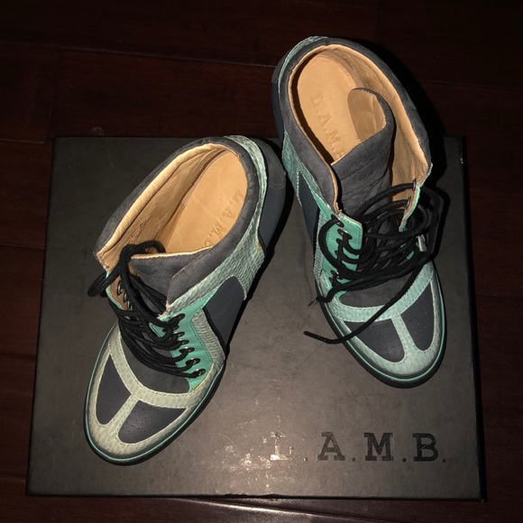 L.A.M.B. Shoes - Picture 4 of 8